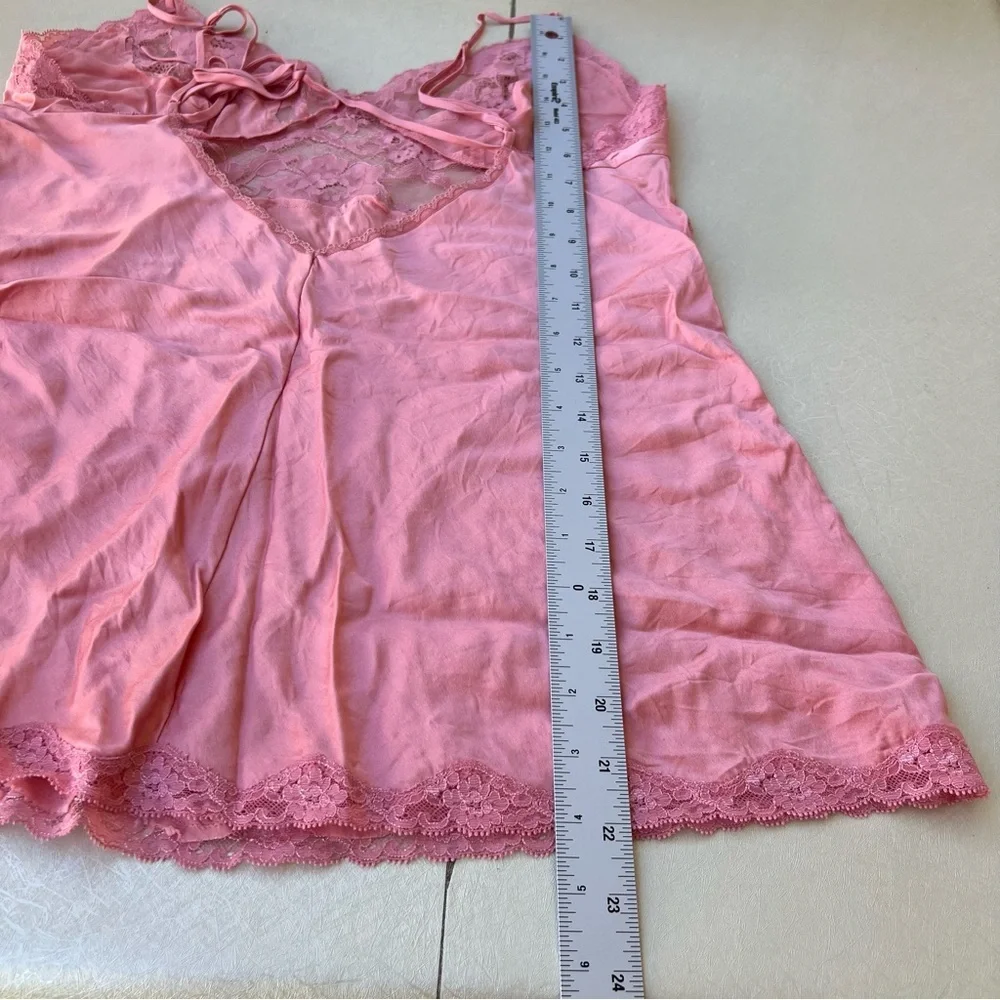 Vintage Y2K Victoria's Secret 100% Silk Coral Pink Lace Chemise Women's Size M